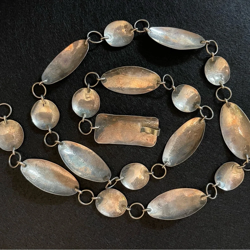 AUTHENTIC NATIVE AMERICAN STERLING SILVER AND TURQUOISE CONCHO BELT 🔥VINTAGE - Picture 8 of 11